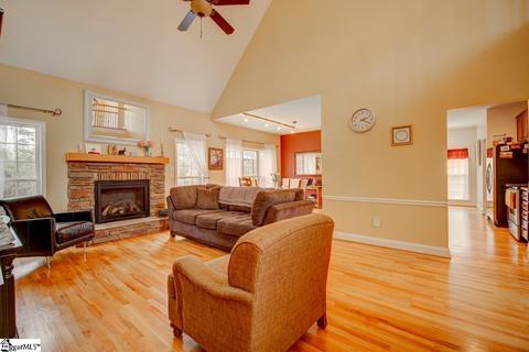 832 Wells Point Dr, Moore, SC 29369 photo 8