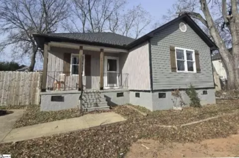 7 4th St, Greenville, SC 29611