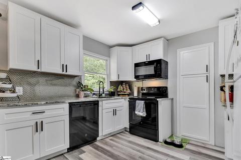 203 Mill Pond Rd, Easley, SC 29642 photo 12
