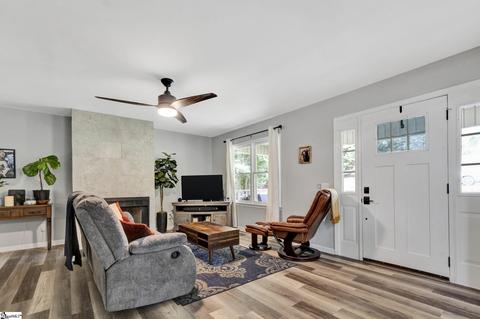 203 Mill Pond Rd, Easley, SC 29642 photo 9