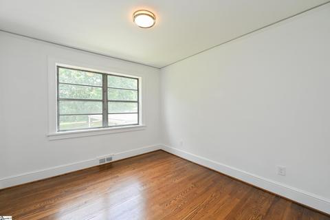 610 Hampton St, Greer, SC 29651 photo 21