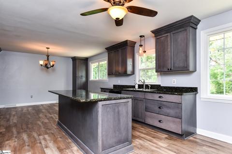 105 Braddock Dr, Mauldin, SC 29662 photo 12