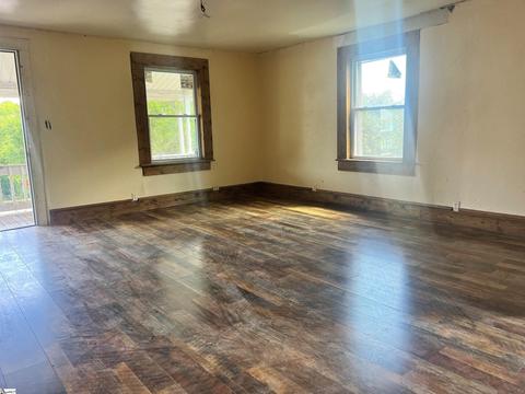 24 N Main St, Startex, SC 29377 photo 2