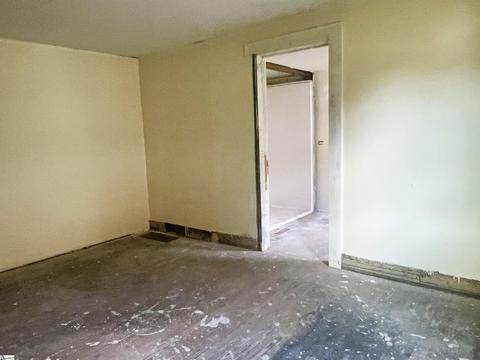 24 N Main St, Startex, SC 29377 photo 9