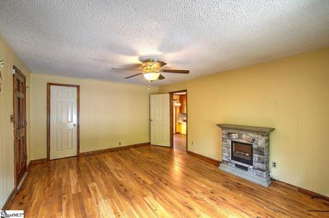 104 Elcon Dr, Greer, SC 29650 photo 12
