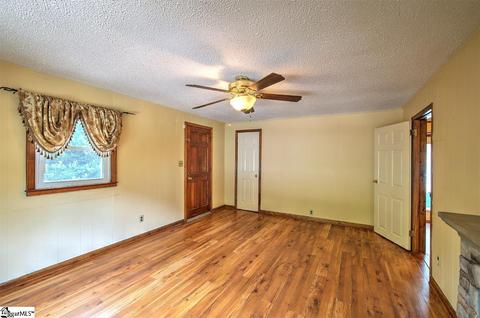104 Elcon Dr, Greer, SC 29650 photo 13