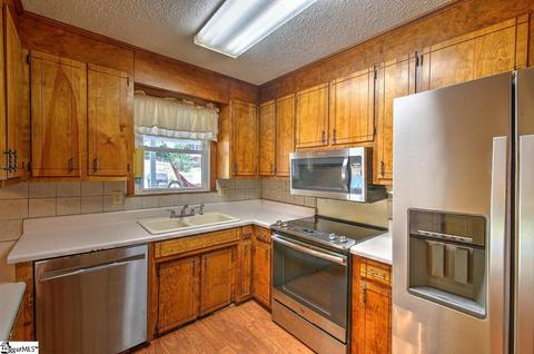 104 Elcon Dr, Greer, SC 29650 photo 8