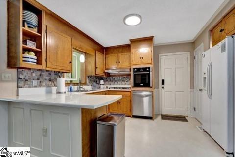 311 Cedar Cir, Easley, SC 29642 photo 9