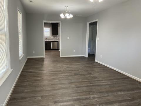 132 Dan St, Greer, SC 29651 photo 2