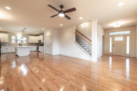 558 Ashler Dr, Greer, SC 29651 photo 9