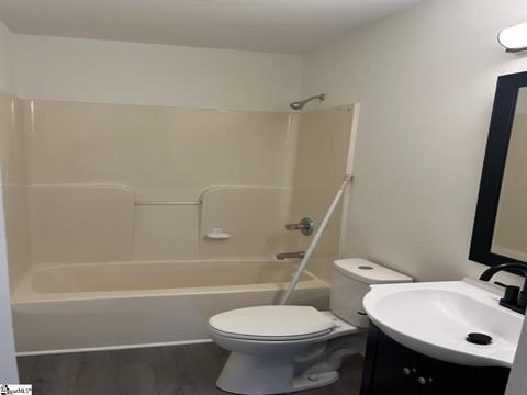 102 Mckissick St, Greer, SC 29650 photo 8