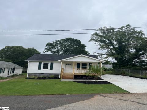 102 Mckissick St, Greer, SC 29650 photo 1