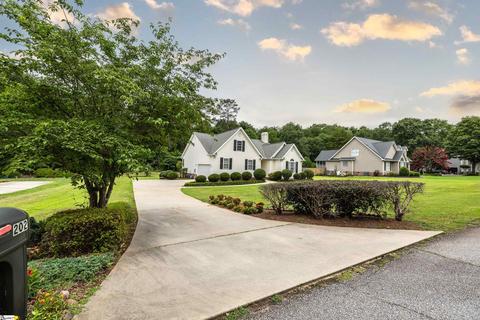 202 Camperdown Ct, Easley, SC 29642 photo 2