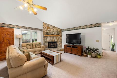 202 Camperdown Ct, Easley, SC 29642 photo 10