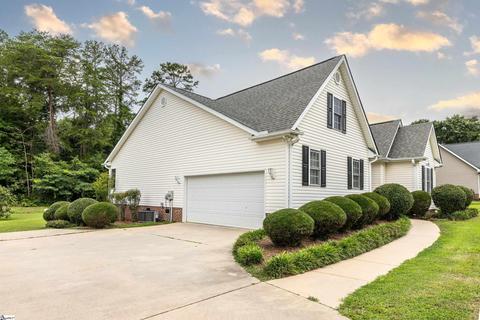 202 Camperdown Ct, Easley, SC 29642 photo 3