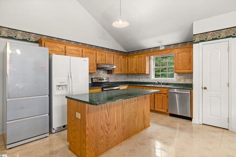 202 Camperdown Ct, Easley, SC 29642 photo 13