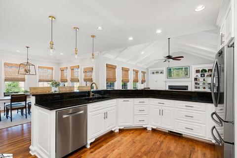 2 Henson Pl, Greer, SC 29650 photo 11