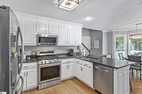 102 Briarpark Dr, Greer, SC 29651 photo 6