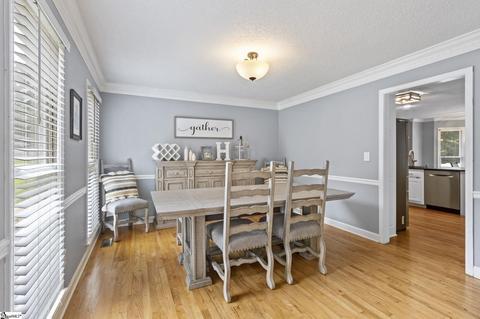 102 Briarpark Dr, Greer, SC 29651 photo 2