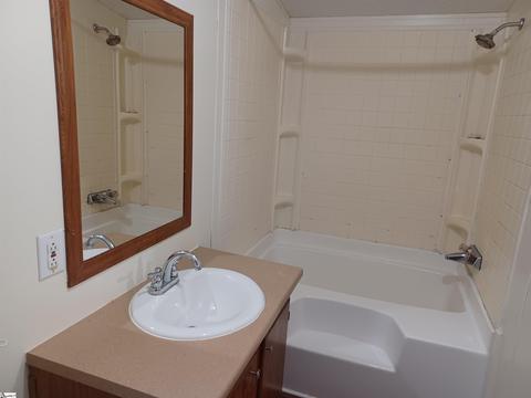 546 Crest Dr, Easley, SC 29640 photo 12