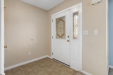 285 Rivers Edge Dr, Easley, SC 29642 photo 4