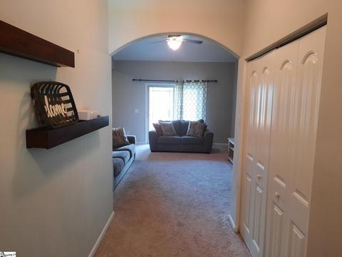203 Shipyard Ln, Greer, SC 29650 photo 3