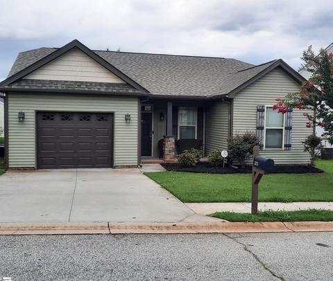 203 Shipyard Ln, Greer, SC 29650 photo 1