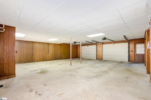 111 E Shallowstone Rd, Greer, SC 29650 photo 36
