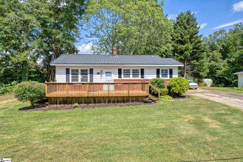 213 Cedar Cir, Easley, SC 29642 photo 1