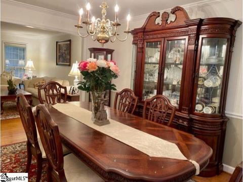 305 W Silverleaf St, Greer, SC 29650 photo 2