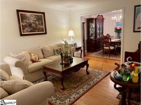 305 W Silverleaf St, Greer, SC 29650 photo 3
