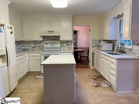 305 W Silverleaf St, Greer, SC 29650 photo 7