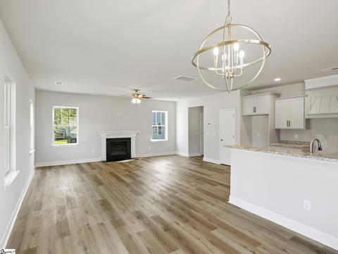 236 J St, Greer, SC 29651 photo 7
