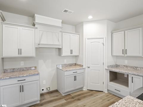 236 J St, Greer, SC 29651 photo 6