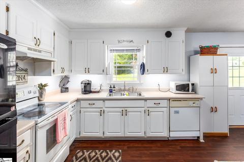 119 Smith Dr, Pelzer, SC 29669 photo 10