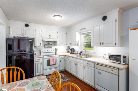 119 Smith Dr, Pelzer, SC 29669 photo 11
