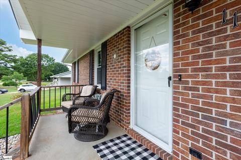 119 Smith Dr, Pelzer, SC 29669 photo 3