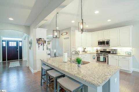 522 Turning Leaf Ln, Greer, SC 29651 photo 12