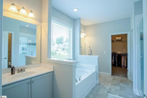 522 Turning Leaf Ln, Greer, SC 29651 photo 17