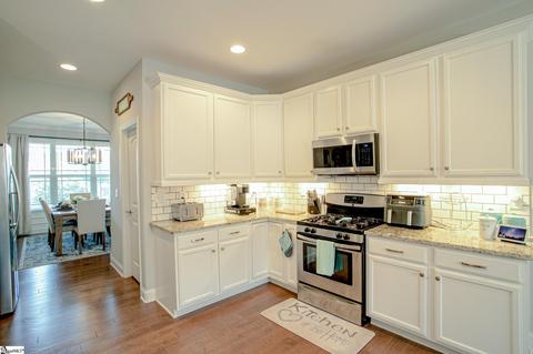 522 Turning Leaf Ln, Greer, SC 29651 photo 9