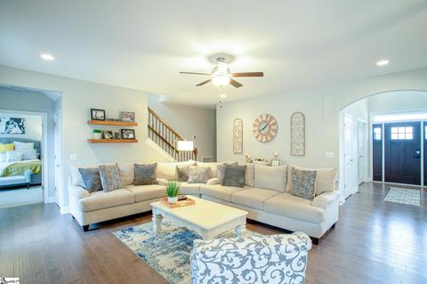 522 Turning Leaf Ln, Greer, SC 29651 photo 8