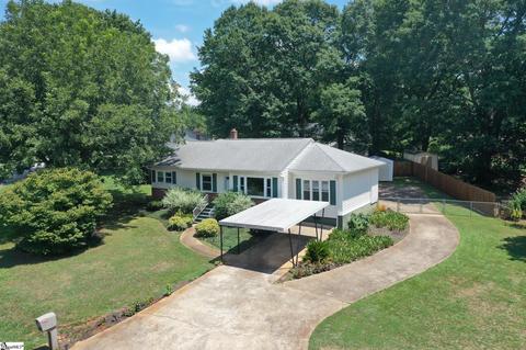 22 Templewood Dr, Greenville, SC 29611