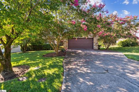 33 Paddock Ln, Greer, SC 29650 photo 2