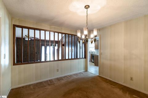 33 Paddock Ln, Greer, SC 29650 photo 12