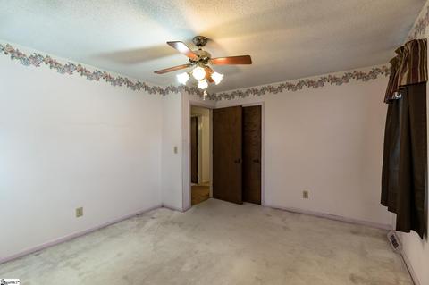 33 Paddock Ln, Greer, SC 29650 photo 19