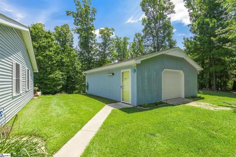 1318 Earls Bridge Rd, Easley, SC 29640 photo 5