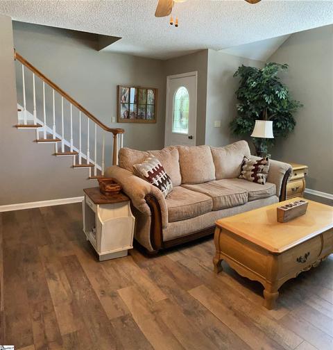 103 Bethany Dr, Pelzer, SC 29669 photo 3