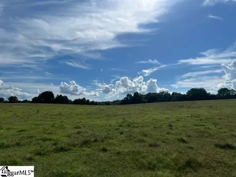 1324 Easy Rd, Laurens, SC 29360
