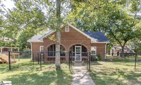 444 Finley Rd, Easley, SC 29642 photo 1