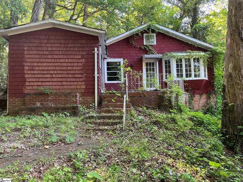 3357 Lynn Rd, Tryon, NC 28782 photo 1